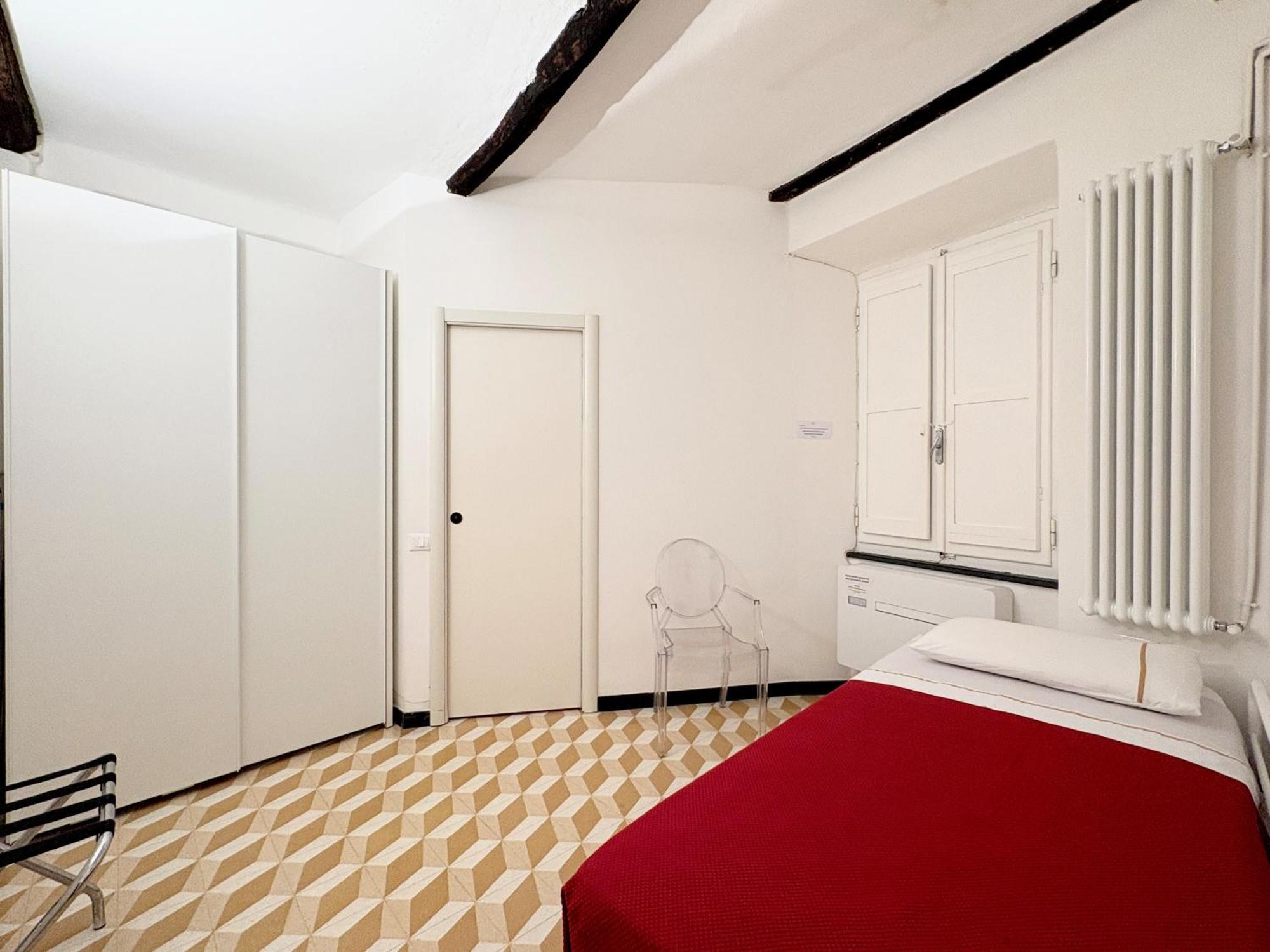Marina Apartment, Unique, Authentic, Beachfront, 2 Aircondo Bdr , 2Bht, Easy To Train Or From Private Parking Vernazza Eksteriør billede